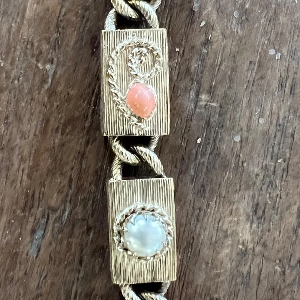 Chanel Bracelet- From 2007 Spring Collection- Faux Pearls and Gemstones - Picture 12 of 16